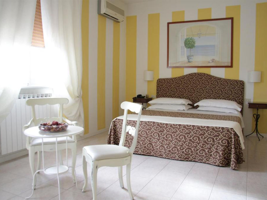 hotel-alex-TriplaCamera matrimoniale